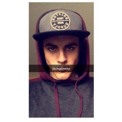 free follow from @softlipsjack retweet this please https://t.co/mLjzmeTo5Q