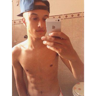 B
BNois enverga mais nao quebra, nois capota mais nao bréca, chama eu e os garotos ja era feita a panela !