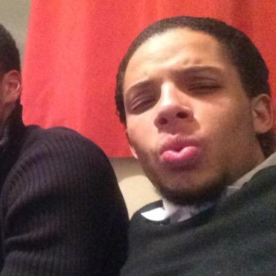 WeslayeSid's profile picture. De retour #JsuisDrôleDesFois