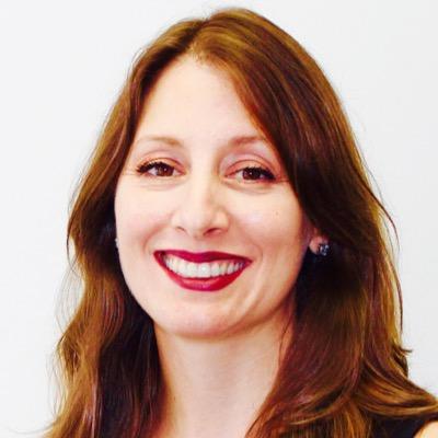 Communications strategist who loves technology, travel, languages and food.
