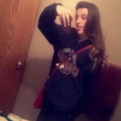 I'm Brianna, I'm fun, crazy & wild. I'm bisexual. 17. junior. Follow & I'll follow back!