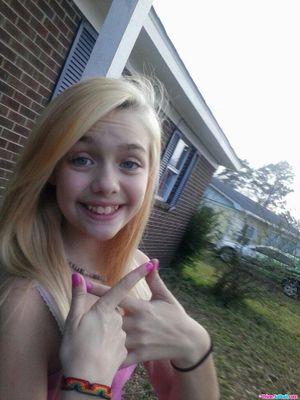 naughtysonia14's profile picture. 