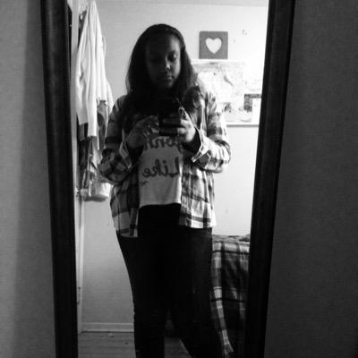 A real girl isn't perfect, and a perfect girl isn't real.- Harry Styles