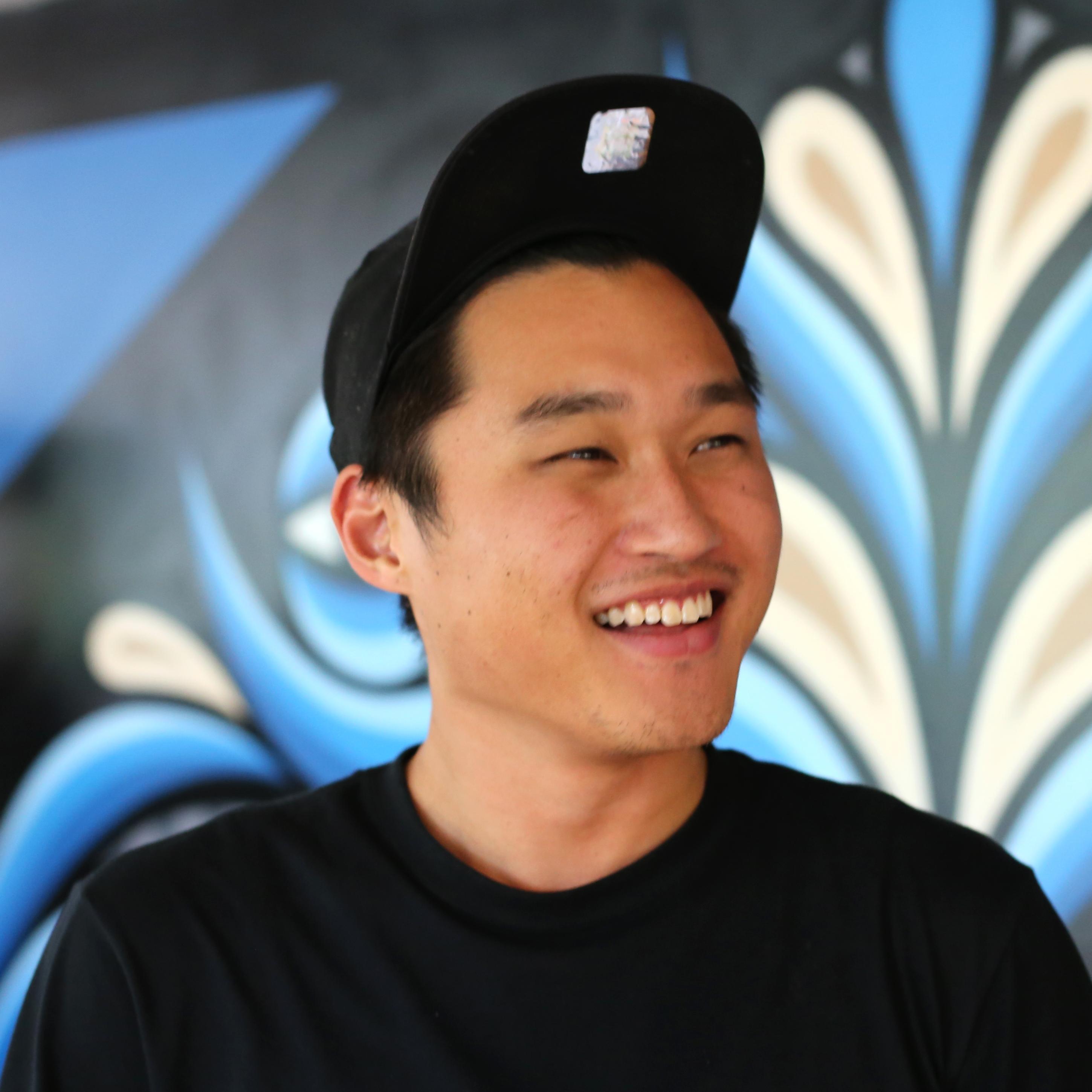 My dreams of making the NBA died a long time ago, so I watch it daily instead. Designer at @atlassian, trying to make clothes https://t.co/Zctqdt45gC