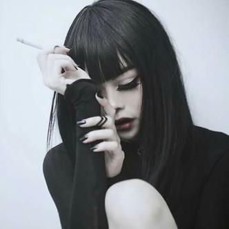 PollyFatAss's profile picture. 24 year old living in The States. This is where I bitch and vent. Don't like it? Fuck off..