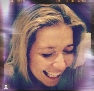 Loucamente Loucos Por Luiza Possi Gadelha FC especialmente para essa cants, que nos anima com suas músicas,sua voz e seu jeito de ser! 11/09/2011