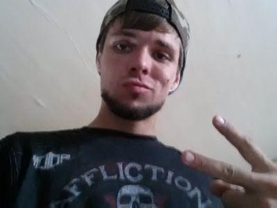 KmKegan's profile picture. just be chilly