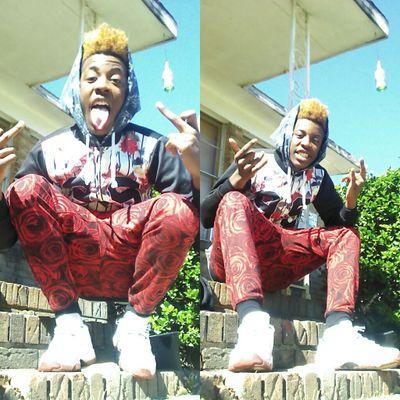 AIN'T GAVE ME SHIT NIGGA CLAIM THEY YOUR HOMIES BUT I ONLY FUCK WITH MYSELF THAT MY HOMIE