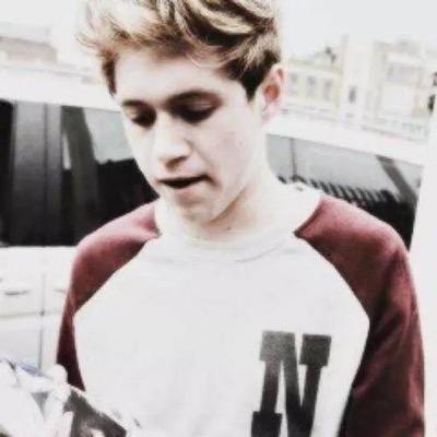 Directioner: 0/5 Mixer: 0/4 5sos fam: 0/4 p.s larry stylinson is real Target: njh~jat~lrh
