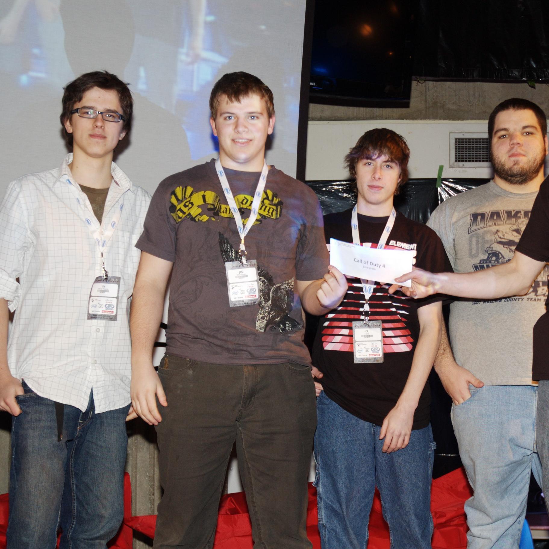 Winner of 2 lans, currently a smite player, an ex cod4 professional (NAMBLA SHABTSHABL) who also works in the games industry. 22 Years old.