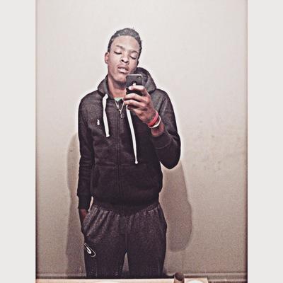 #TF #TeamEatEat ;)TEAMFOLLOWBACK #JBMG #PAID #ONMYOWN CHIRAQ TO ATL MOVE MAKER A1⃣〽️T F.O.F