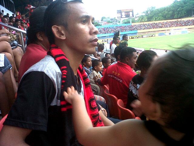 Seribu kawan terasa sedikit, satu lawan terasa banyak