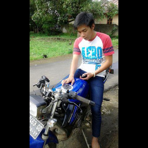 falenkalantow's profile picture. in a relationship with @dewintamon ♥