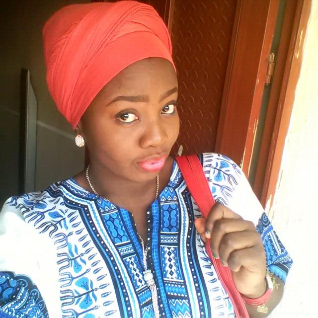 Am me....#selfboss#dance freak!! inlove wif me,maslf nd music....so unpredictable.... #team muslimah#...... Total makeover is what am good @..