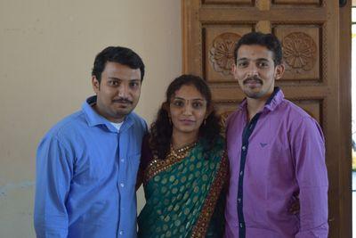 Kannadiga,
bhavanegalu hariva nadiyante