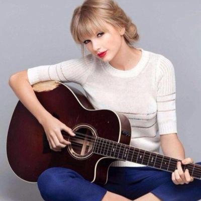 I love***♡Taylor Swift♡One Direction♡Emma Watson♡Carly rea jepsen♡Justin burner♡Disney♡Japan/17age/98line