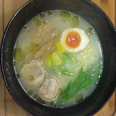 座間市役所に隣接するふれあい会館１階にあるカフェレストランです。