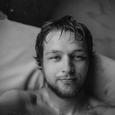 Art nude photographer https://t.co/p4JJeonJyb
Patreon: https://t.co/50CWzMMgDT