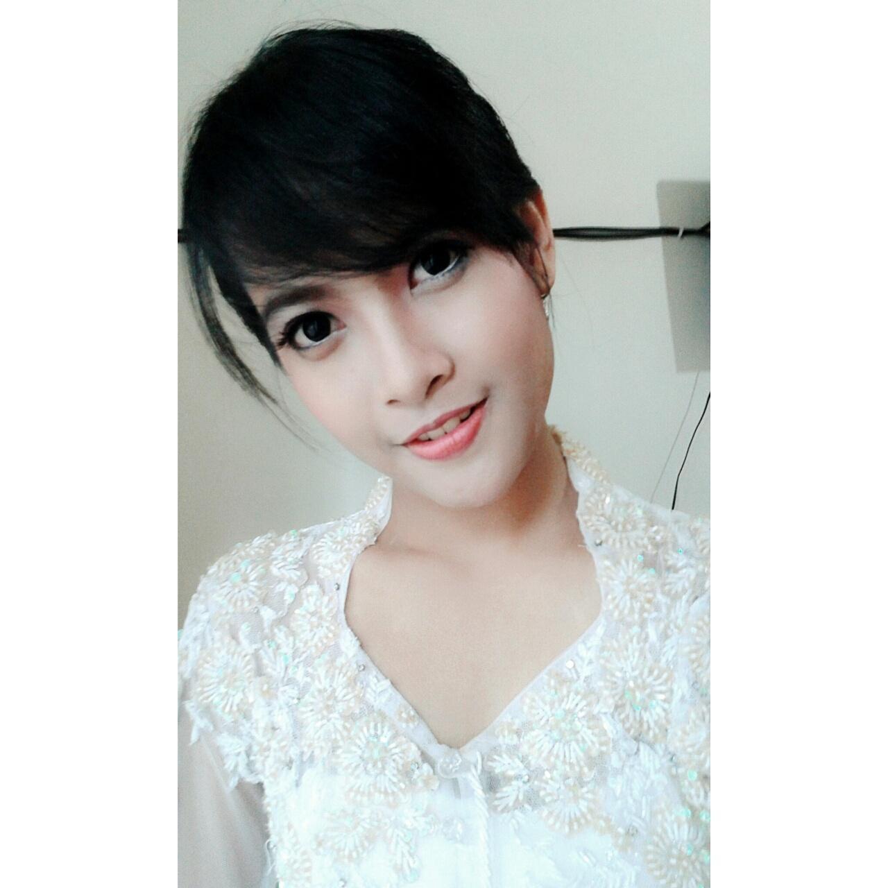 Alvira_178's profile picture. 