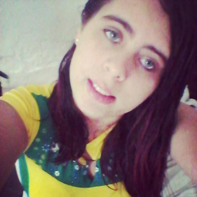 victoria_alves2 Profile Picture