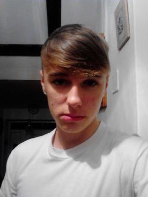 (JB) FAN $)
