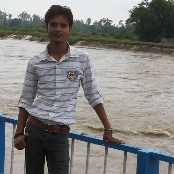 piyushpandey999's profile picture. 