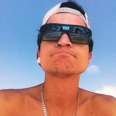 Vamos nos aceitar, viver no bem estar, vamos nos redimir, nos equilibrar -* JAH BLESS