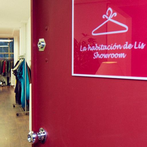 Showroom lleno de ideas, creatividad y tendencias de moda. Nuestro objetivo es ofrecerte las marcas con las que conseguirás el éxito en tu negocio de moda.