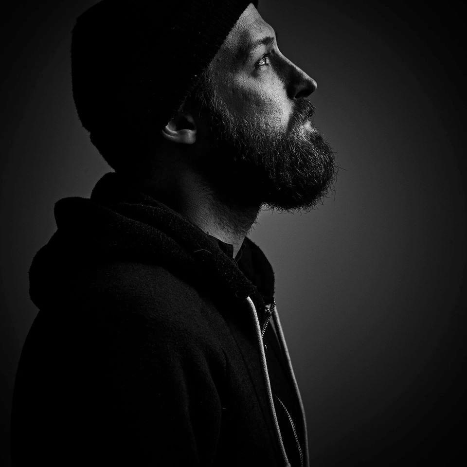 Bearded Northerner with an interest in friendly and interesting faces , good design and illustration. Loves to collaborate