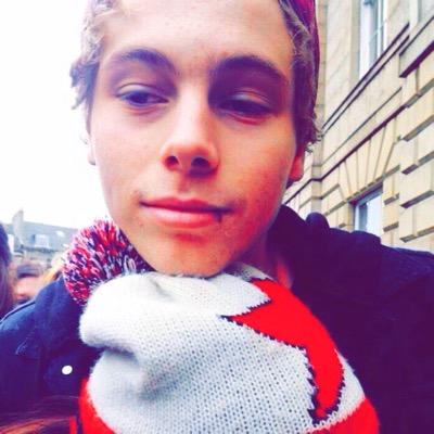 PLEASE RT • https://t.co/1NaMJJRwNO and follow @lrhemmoh !! THANK YOU ILY