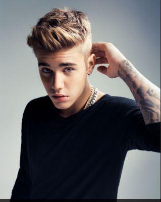 Ojalá que Justin hubiese dicho 'Hola soy Justin y esto es Disney Channel'