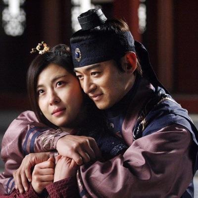 angelin30927953's profile picture. 