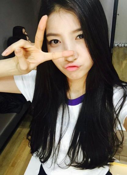 Hi! Gfriend Kim Sojung aka Sowon here!