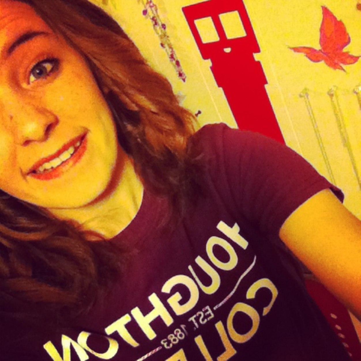 ChloeDickerson3's profile picture. ❤FOLLOW ME, I FOLLOW BACK 
(Sometimes ) but seriously click that follow button;)