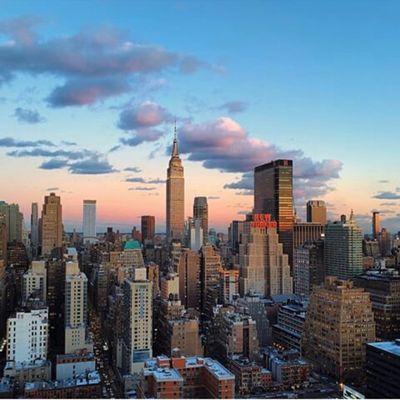 I'm from the state of Miami and is now studying in New York of my hobbies football, basketball and swimming