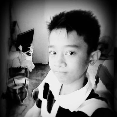 swaggy_totie's profile picture. be happy