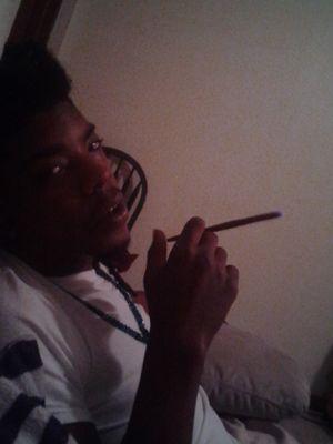 loyalty over royalty dont turst eveybody tha life