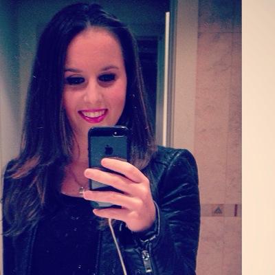 rastanika's profile picture. Canario-eslovena🇪🇸🇸🇮 | La TV de los 90-00’s es mi punto fuerte!