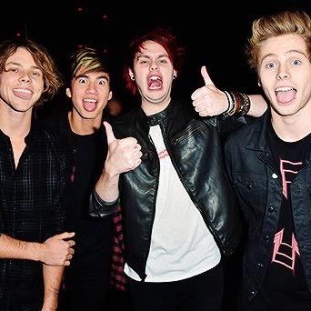 5sosfam i love you guys are the best you rock im so proud of you 卌 5sosFam 卌 hope you follow me one day ChrisAnaJojoAjMarinEllNicole