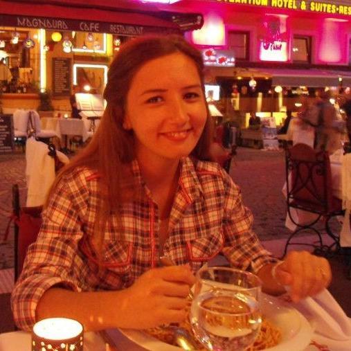 İÜ İletişim Fakültesi’nde Araştırma Görevlisi 📚 👩🏼💻
