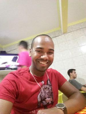 Jesus no comandoooo Sempre !
“A chave da felicidade é sonhar; a chave do sucesso é tornar os sonhos realidade.”