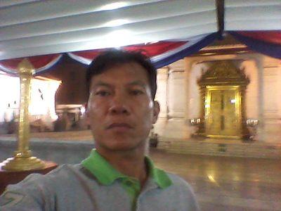 atichart2176's profile picture. 