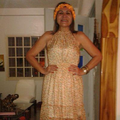 Humanista comprometida con mi Pais  fiel seguidora de mi amado presidente Chavez