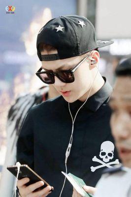 Hi everyone my name Retno Ananda Putri.
Call me Retno my age 13 years (Exo-L) || @CodySimpson followed me