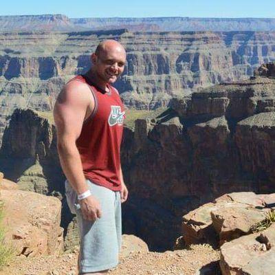 ABird1984's profile picture. just a normal guy with a not so normal life