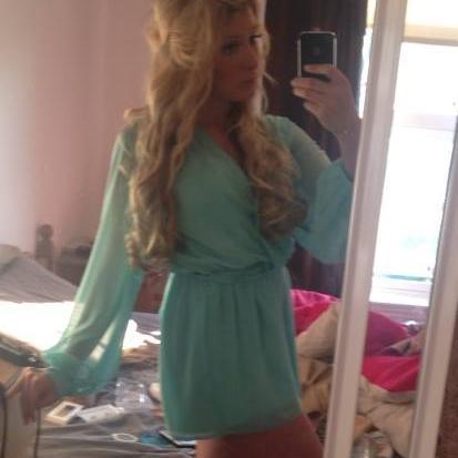LStewartx's profile picture. Snap chat - lstewartx
Instagram - LAURENSTEWART95