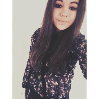 SarahVampsx Profile Picture