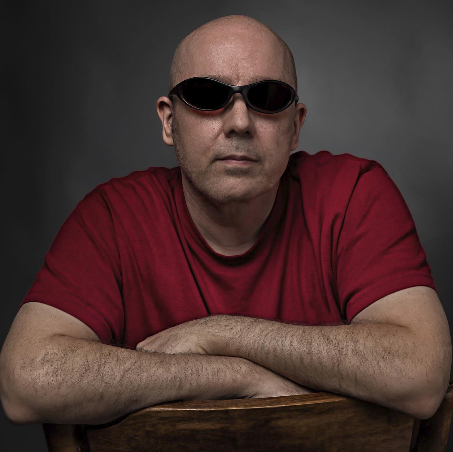 rjferretti's profile picture. Hobby musician