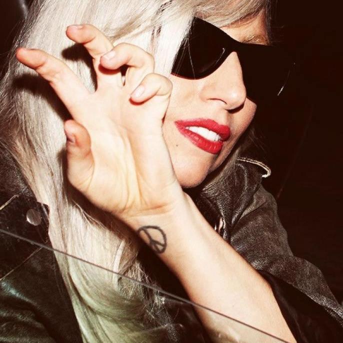 Don´t follow back! Account just for following. Peace!