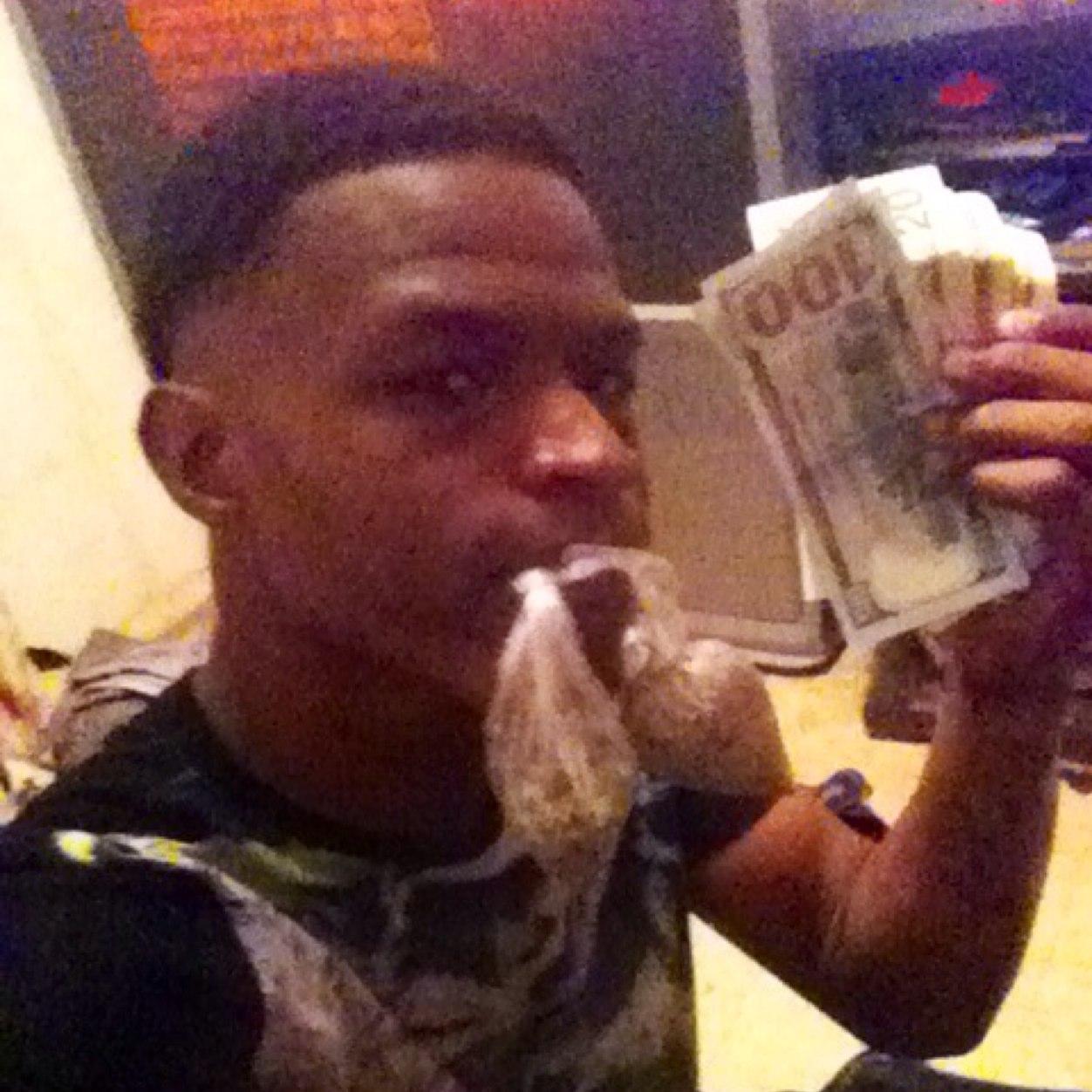 OTF KING BUDDY GLOBAL GANG 
 #OnlyTheFamily #FlyHighKino #FlyHighRell #LongLiveLA